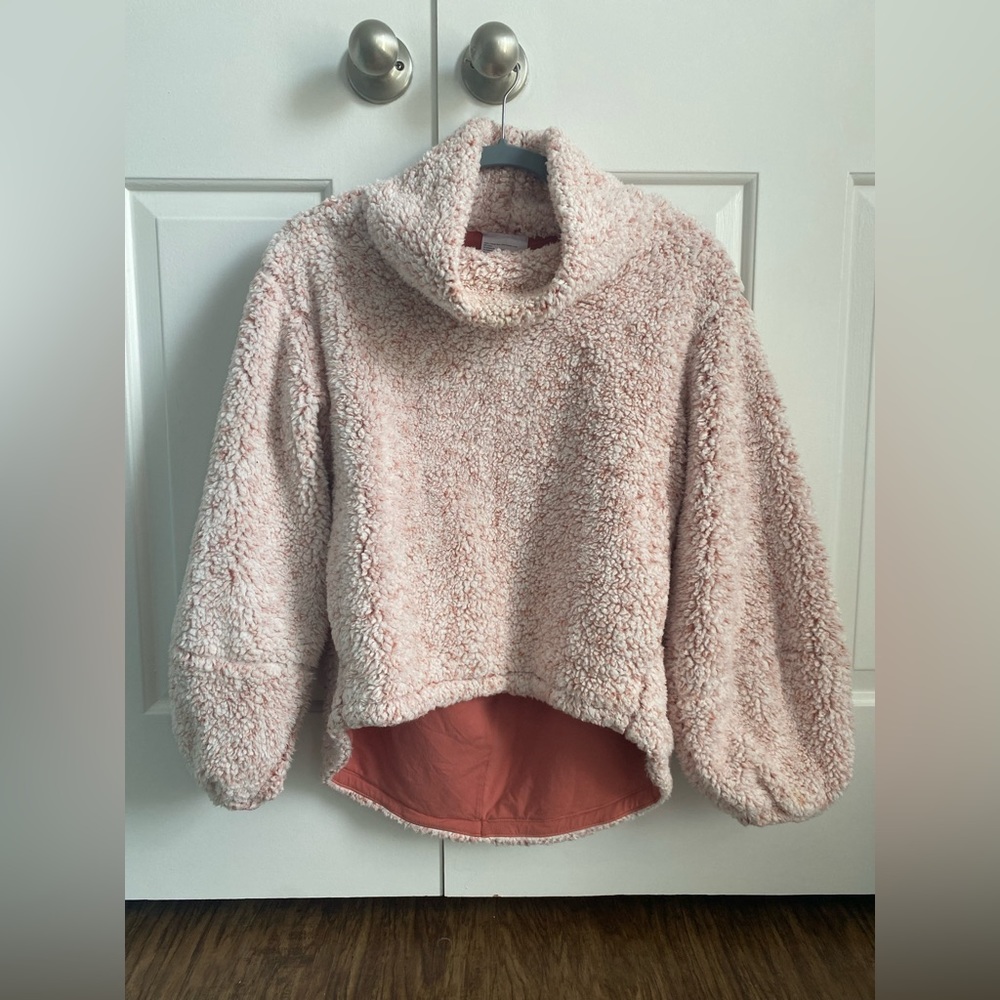 Lululemon Warm Restore Sherpa Pullover in Pink LIKE NEW